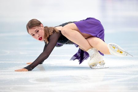 Майя хромых фигуристка