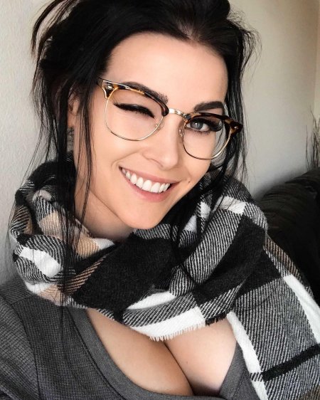 Niece waidhofer