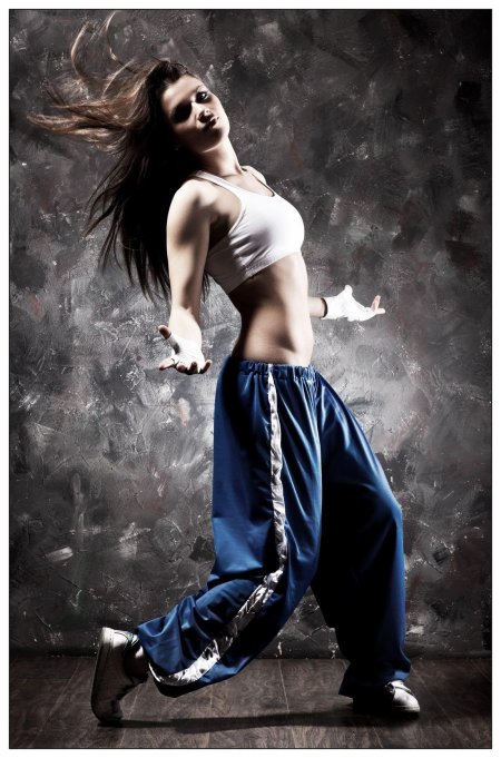 Танцовщица хип хоп