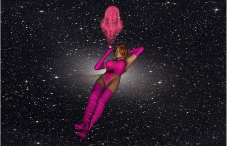 Голые в космосе