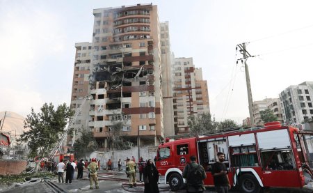 Lists of earthquakes