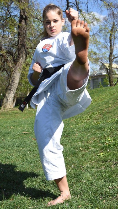 Надира исаева каратистка