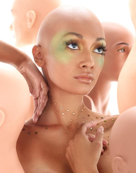 Девушки лысые