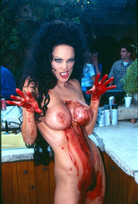 Эльвира повелительница тьмы