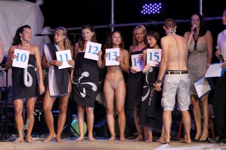 Конкурс красоты голая мисс коверсада