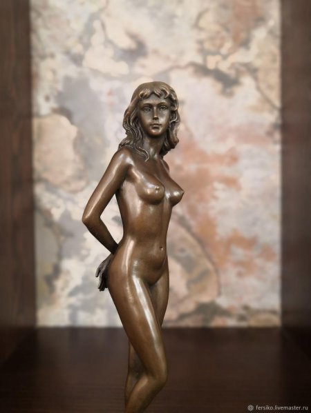 Обнаженная скульптура