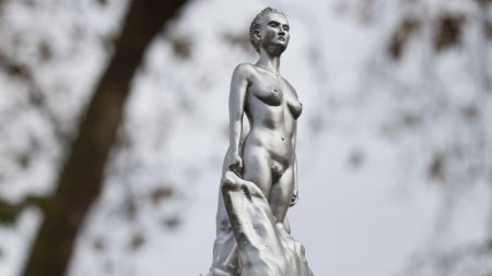 Памятник мэри уолстонкрафт