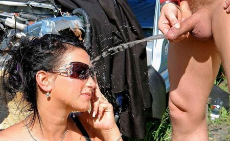 Публичный писсинг