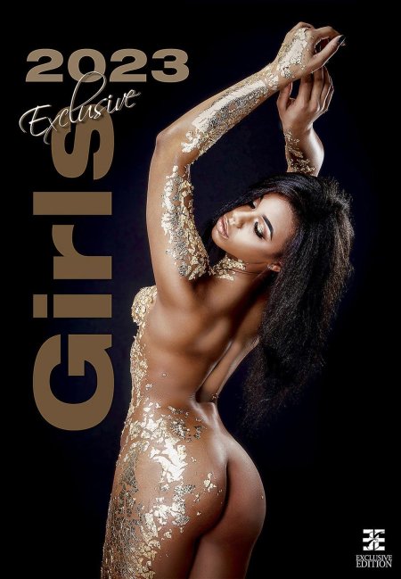 Настенный календарь с голыми