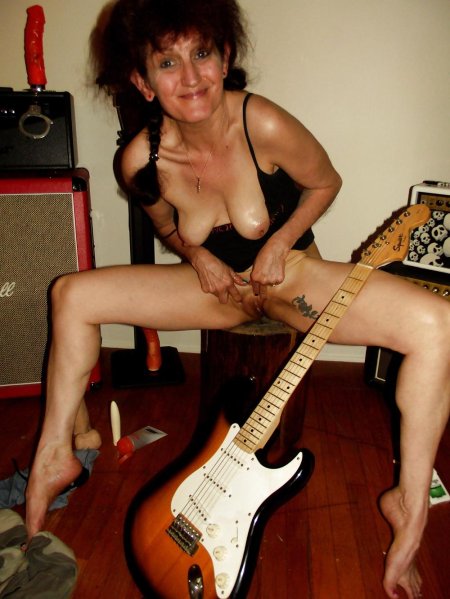 Зрелая женщина