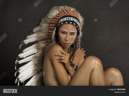 Голые индейские женщины