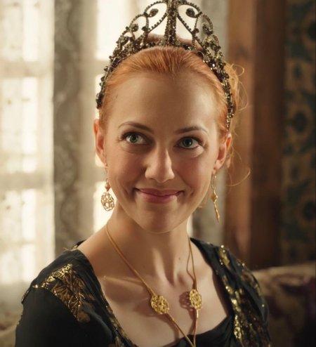 Хюррем султан в короне