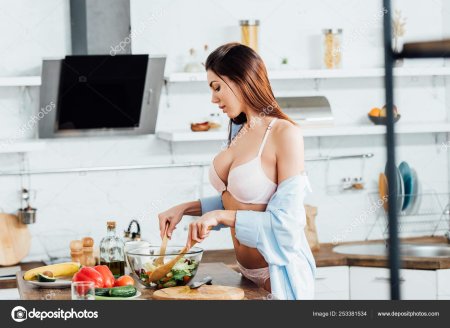 Сексуальная женщина в нижнем белье