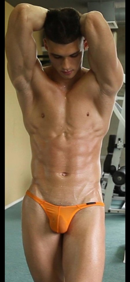 Голые спортивные мужчины