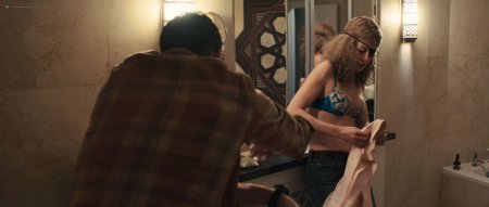 Розамунд пайк в нижнем белье