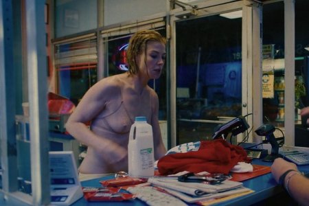 Шалаева мария актриса в купальнике