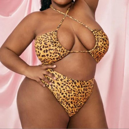 Купальник для полных женщин