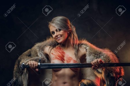 Девушка воительница