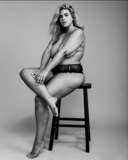 Мишель мендес плюс сайз голая