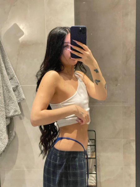 Амина тендерлибае слив голая