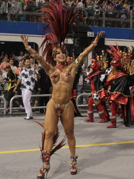 Карнавал в рио-де-жанейро nude