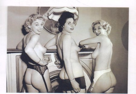 Голые ретро девушки