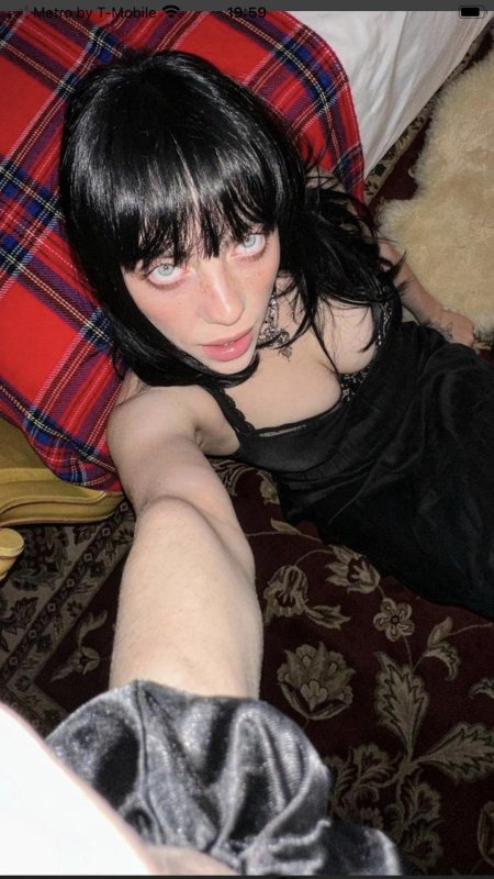 Грудь билли айлиш