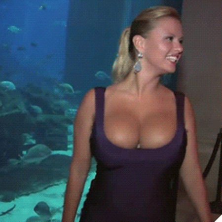 Анна семенович трясет грудью