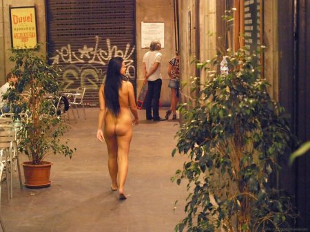 Прогулка голышом по гостинице