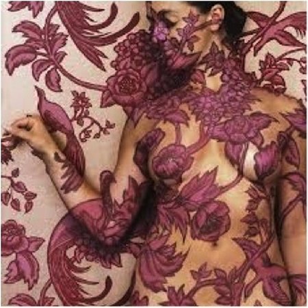 Эротический бодиарт женщины деревья