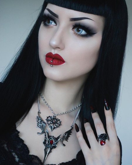 Обсидиан кертту модель готика