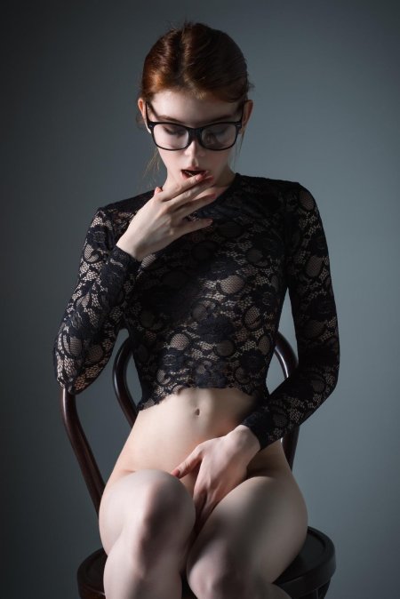 Красива девушка