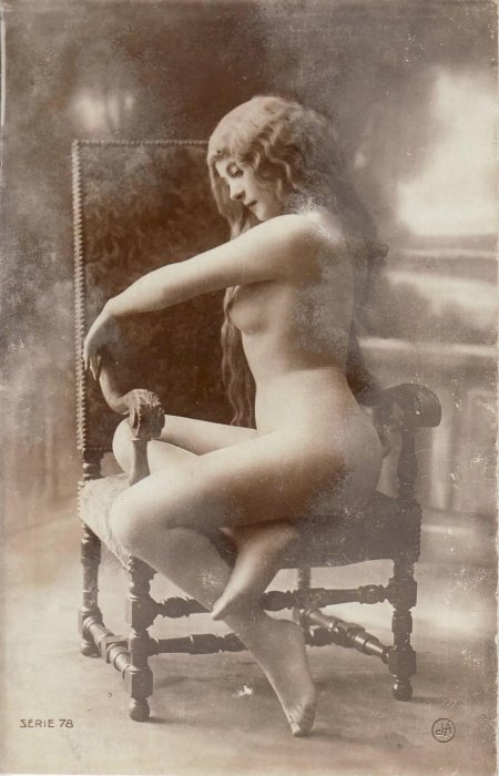 Голые женщины прошлых веков