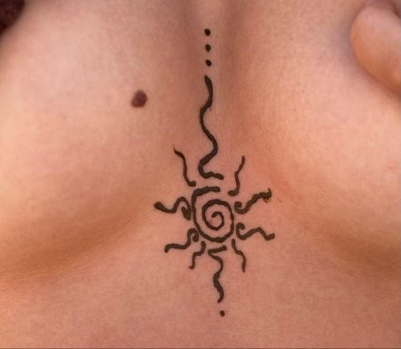 Татуировка хной