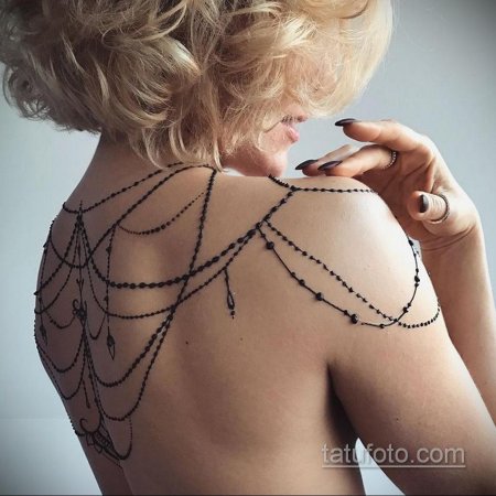 Тату мехенди на спине