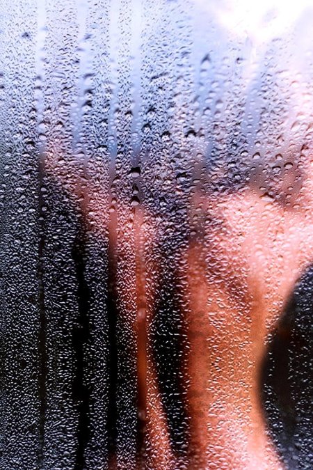 Мокрое стекло