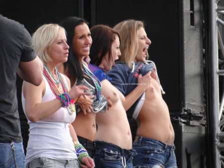 Голые конкурсы