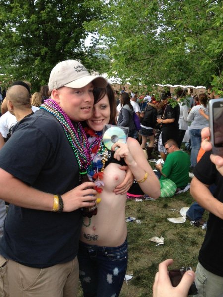 Хиппи фестиваль