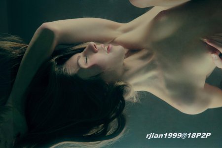 X art анжелика сиськи под водой