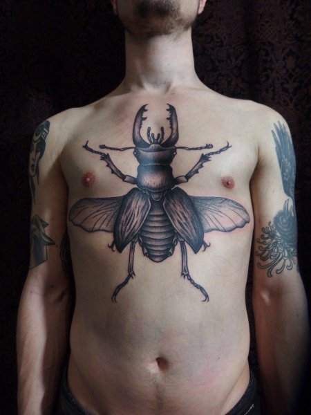 Татуировка жук скарабей