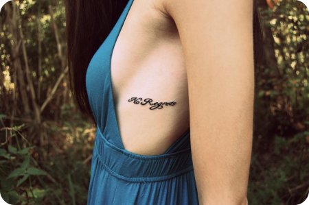 Красивые тату для девушек на боку