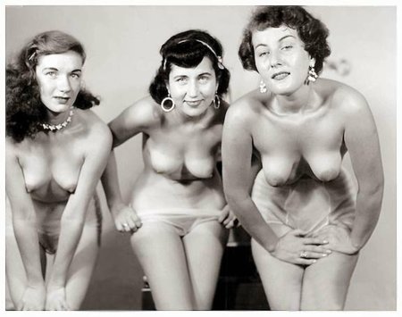 Ретро голые женщины