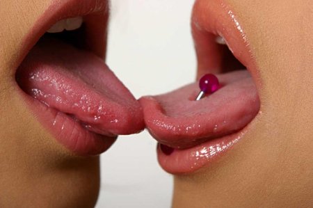 Проколы языка