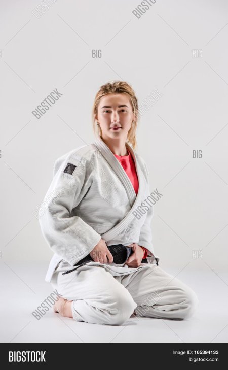 Дзюдо кимоно