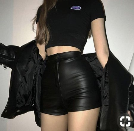 Шорты из искусственной кожи с высокой талией