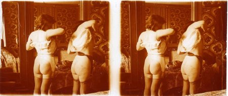 Голые девки в борделе ретро