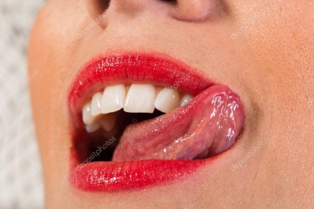 Язык во рту