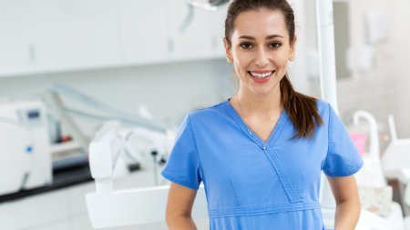 Ассистент стоматолога