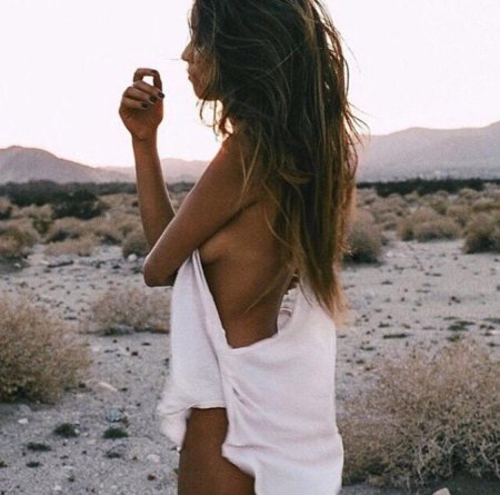 Красива девушка