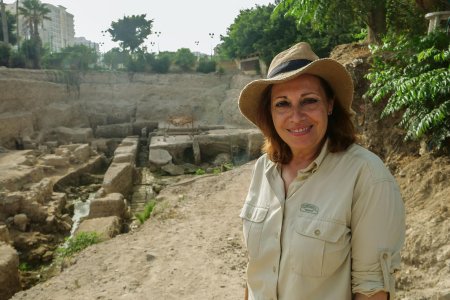 The amateur archaeologist